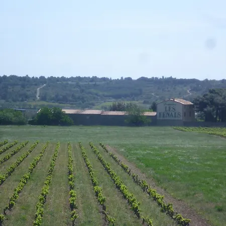 Les Fenals Hébergement de vacances *