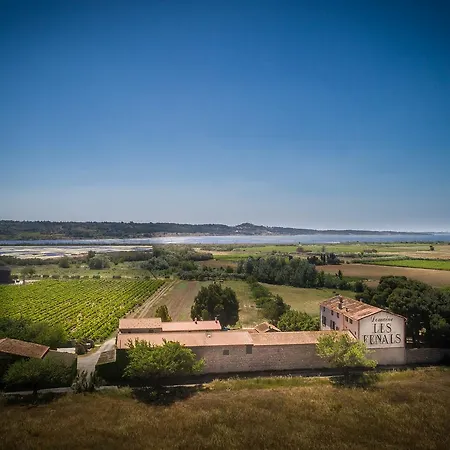 Les Fenals Holiday home